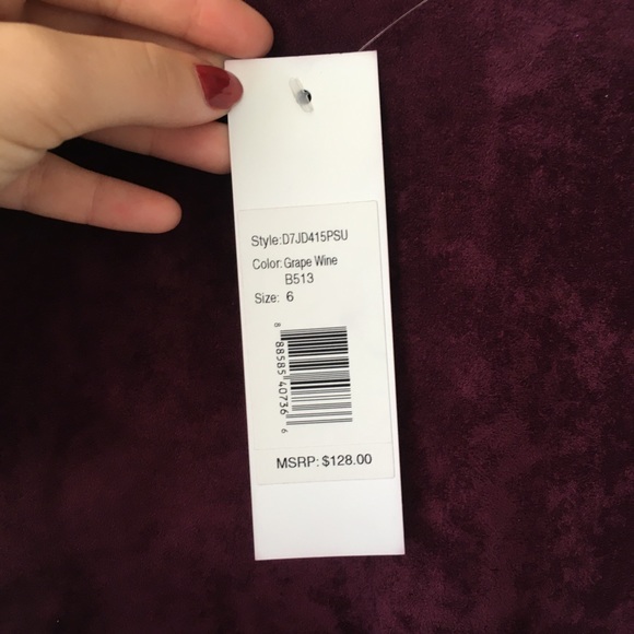 Devlin | NWT wine ruffle cold shoulder dress - Picture 6 of 9